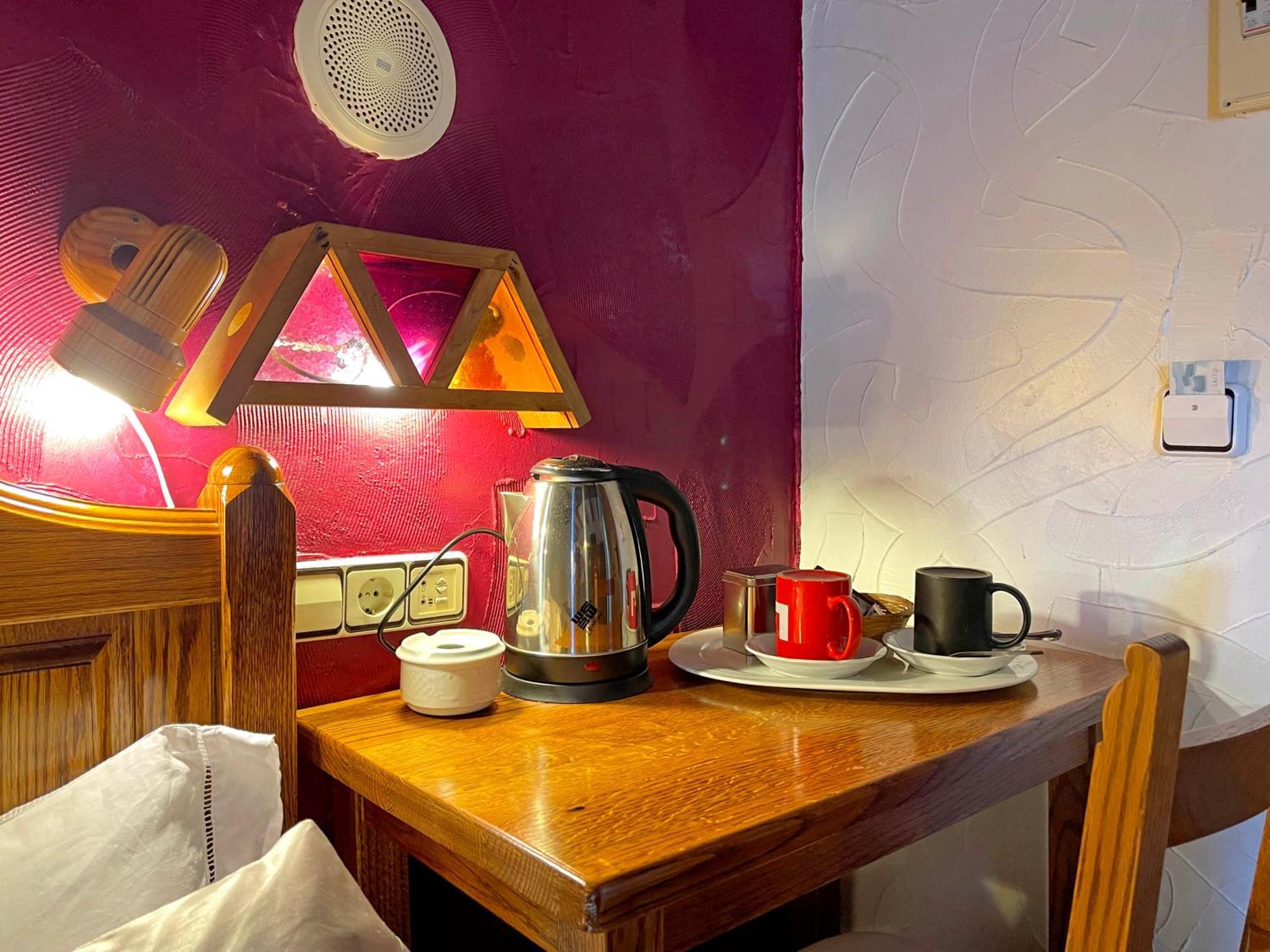 Hotel Peruskenea Jaunsaras Dış mekan fotoğraf